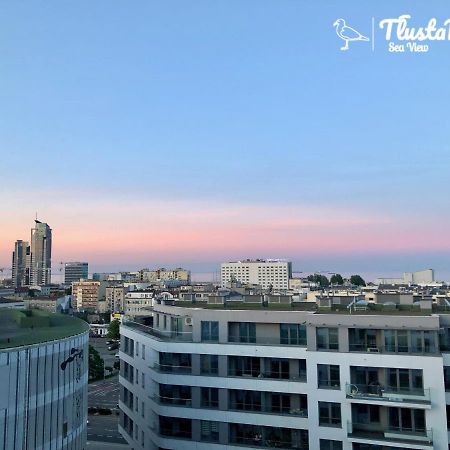 Tlusta Mewa Sea View Apartment กดิเนีย ภายนอก รูปภาพ