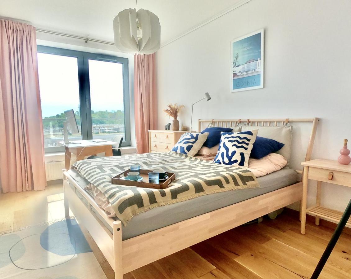 Tlusta Mewa Sea View Apartment กดิเนีย ภายนอก รูปภาพ