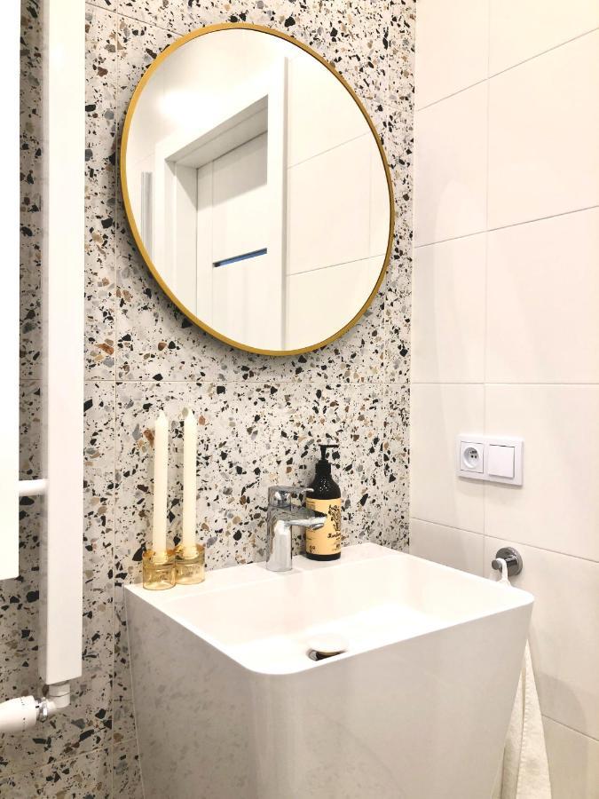Tlusta Mewa Sea View Apartment กดิเนีย ภายนอก รูปภาพ